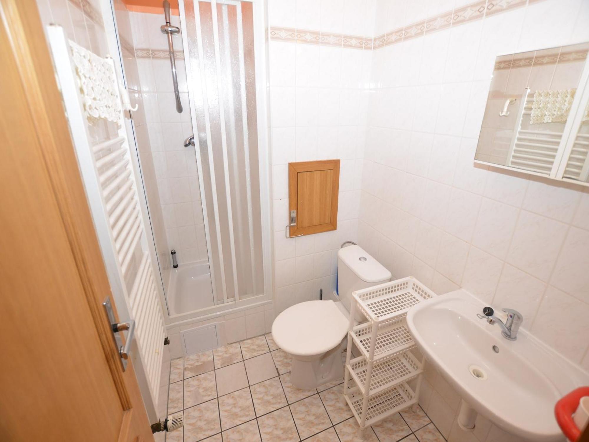 Snug Apartment In Jachymov Near Ski Area ภายนอก รูปภาพ